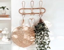 Charger l'image dans la galerie, Porte serviettes en rotin