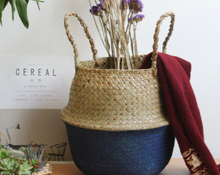 Charger l'image dans la galerie, panier en rotin bleu