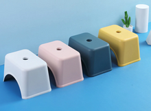 Charger l'image dans la galerie, Tabouret pour enfant
